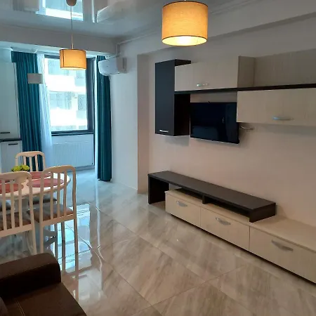 Ray - Mamaia Nord Beachfront