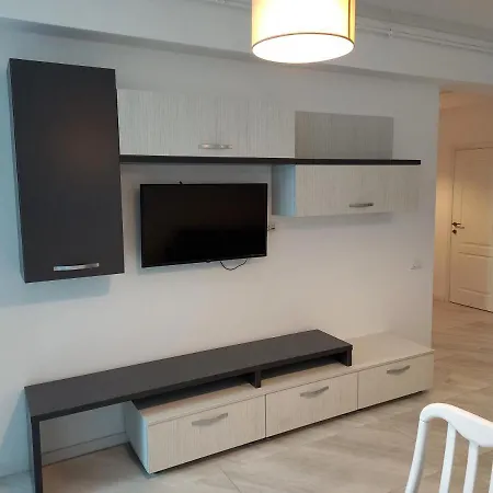 Ray - Mamaia Nord Beachfront *